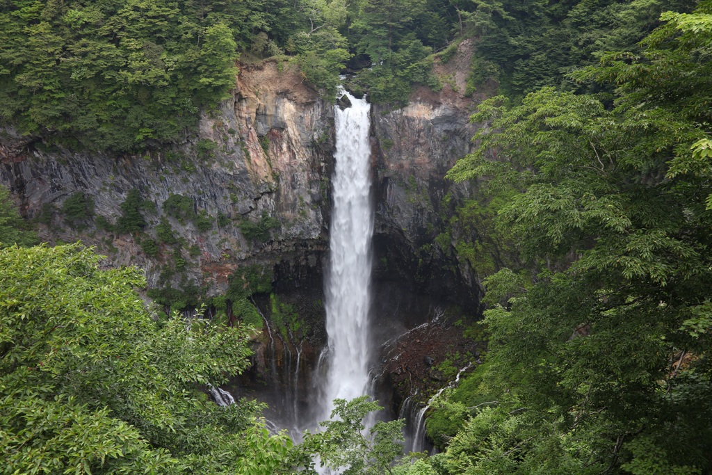 華厳の滝