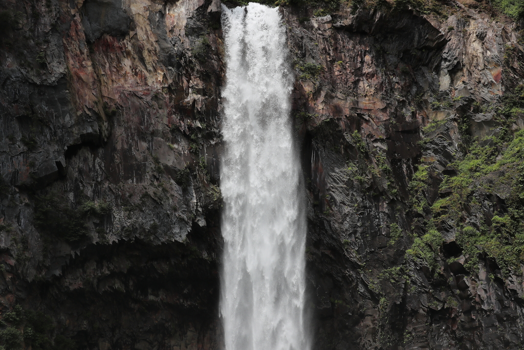 華厳の滝・３