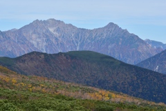 山肌の紅葉