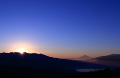 八ヶ岳と富士山