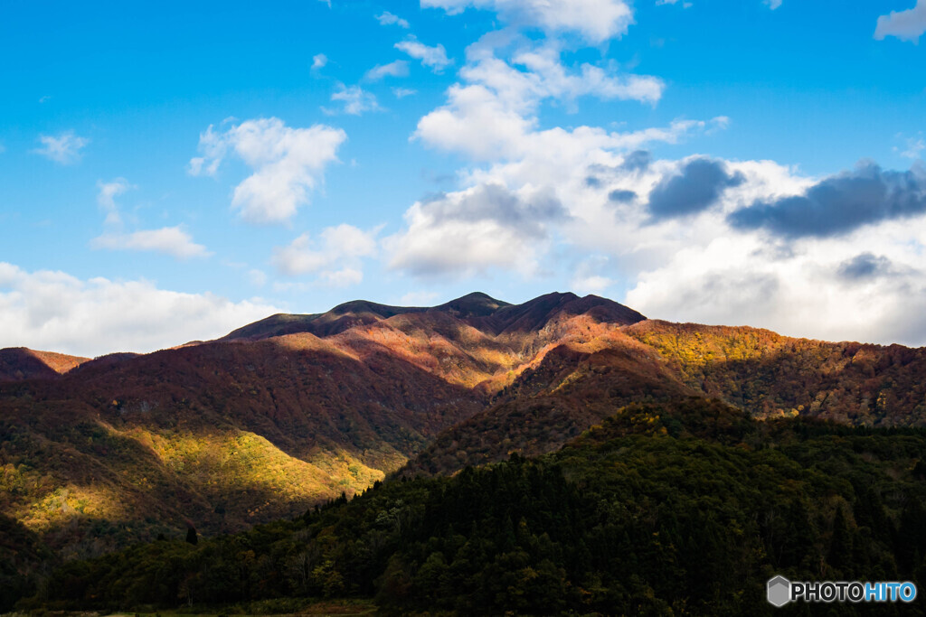 燃える山