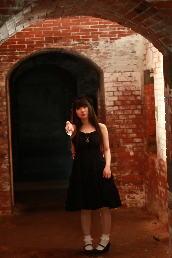 ポートレート　廃墟