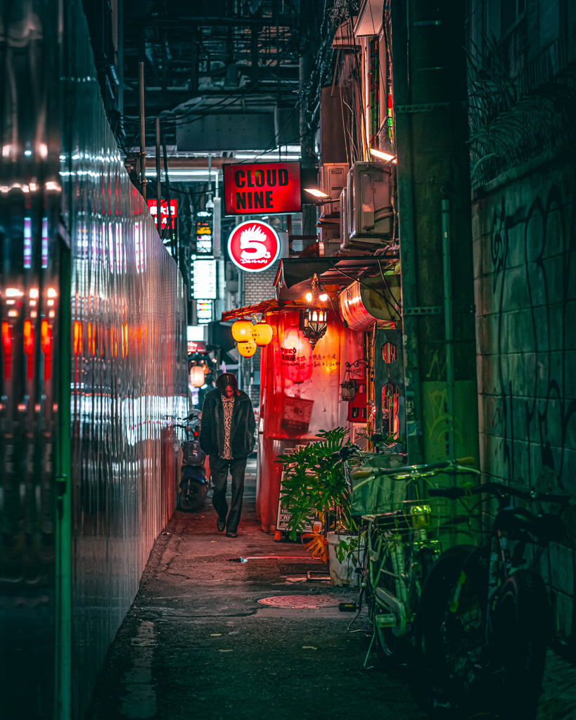 路地裏　９