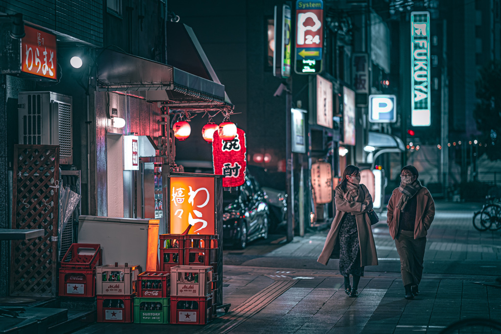 路地裏　４