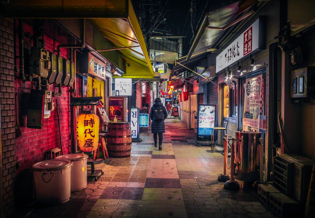 路地裏　４０