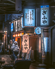 路地裏　１６６