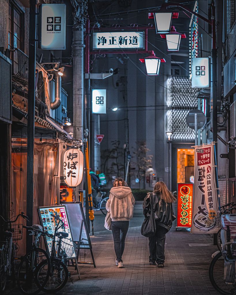 路地裏　３２
