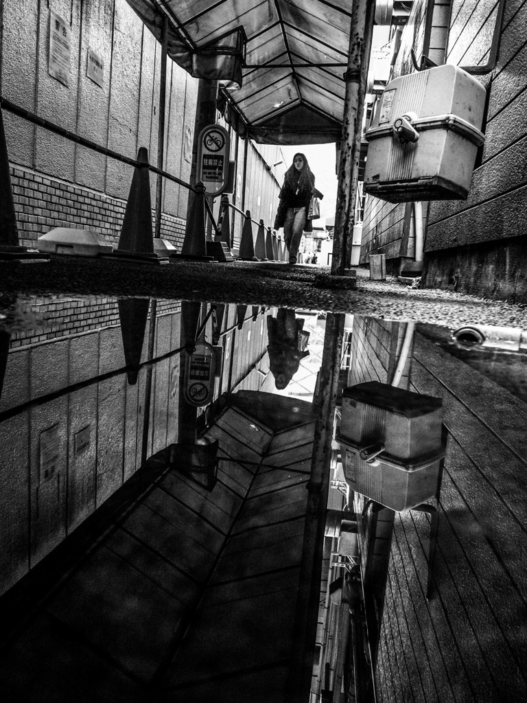 路地裏　２