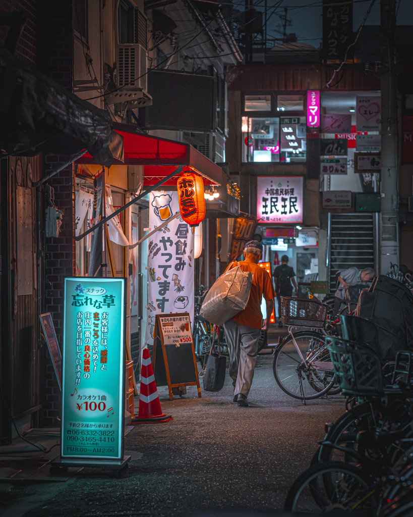 路地裏　１３５