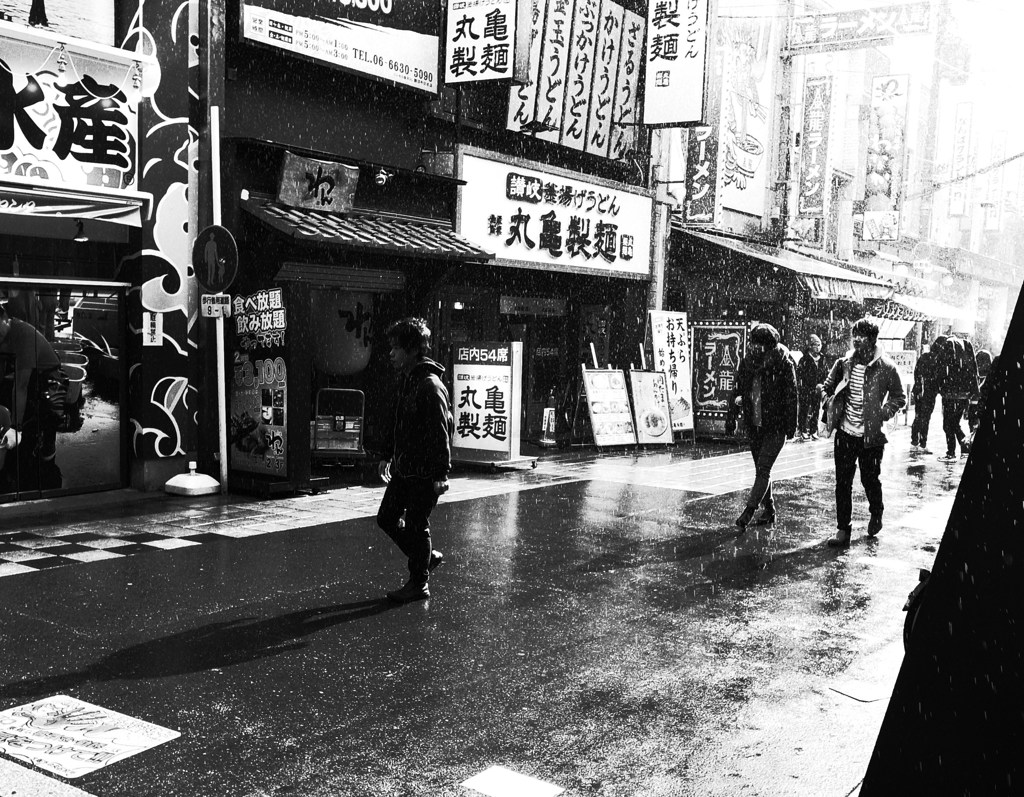 突然の雨　２