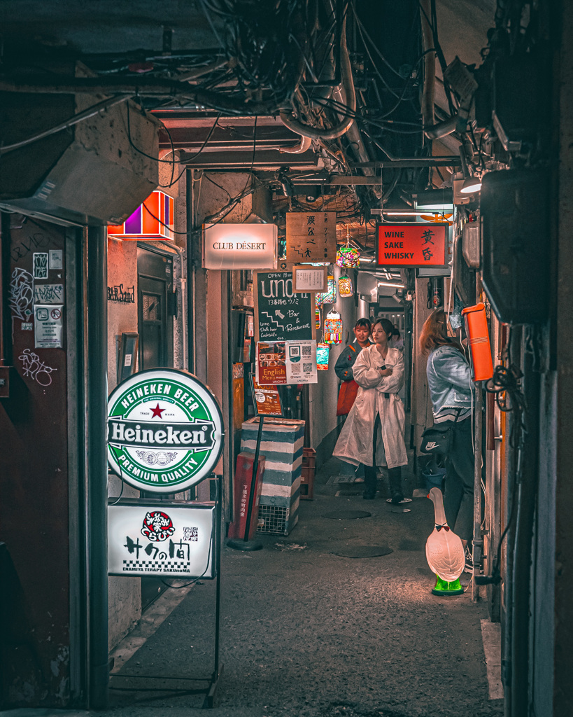 路地裏　４０