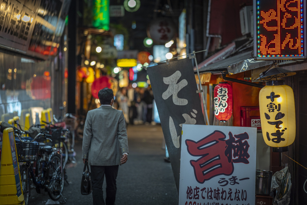 路地裏　５９