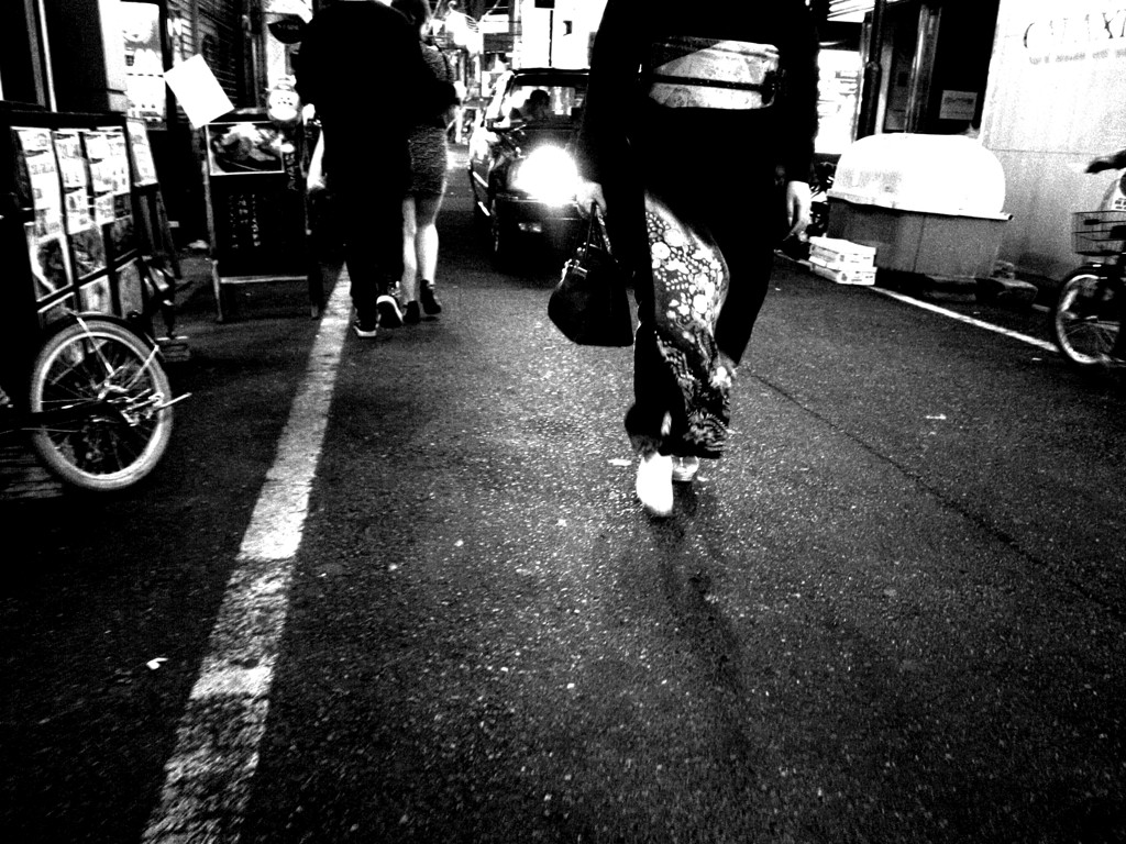 monochrome city  34
