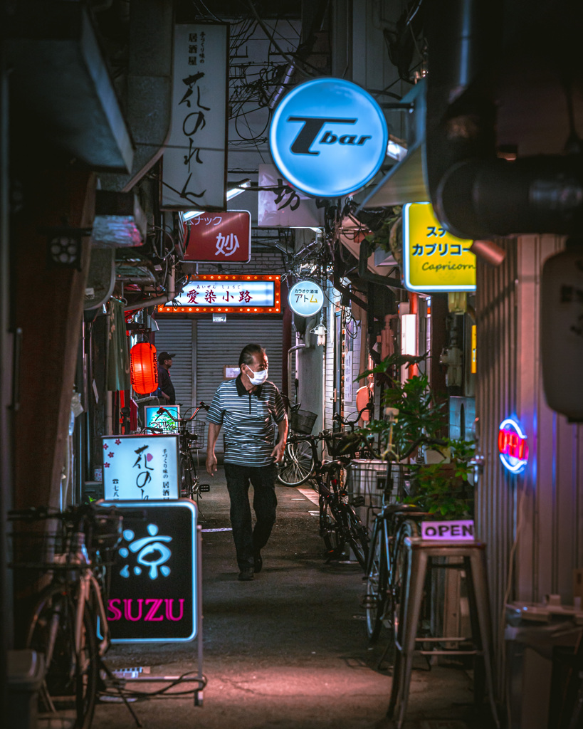 路地裏　３５