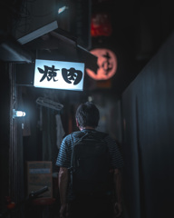 路地裏　１０６