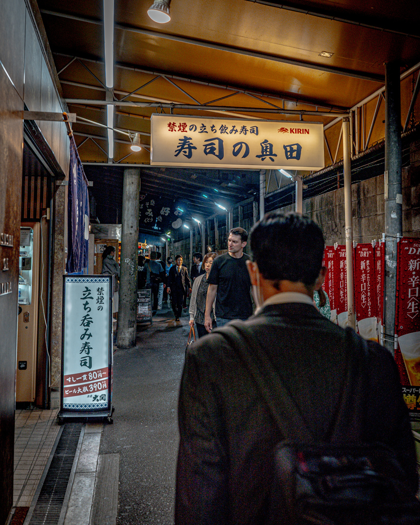 路地裏　１４５