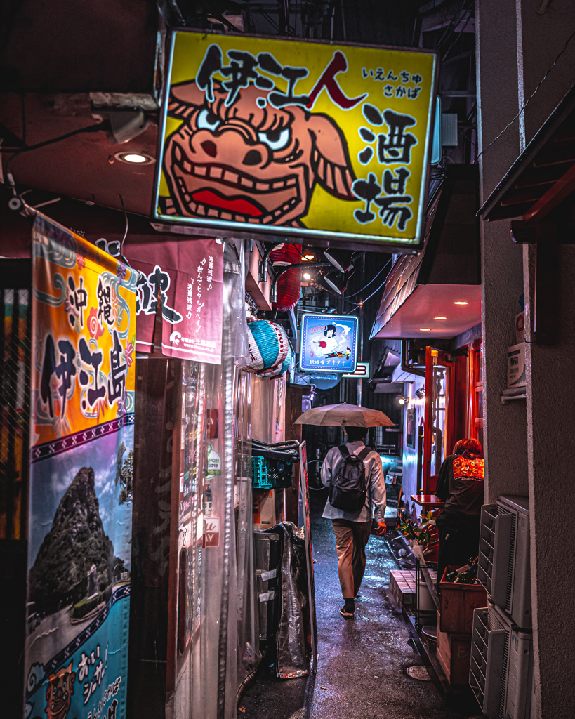 路地裏　８８