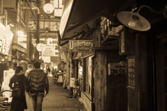 路地裏　２