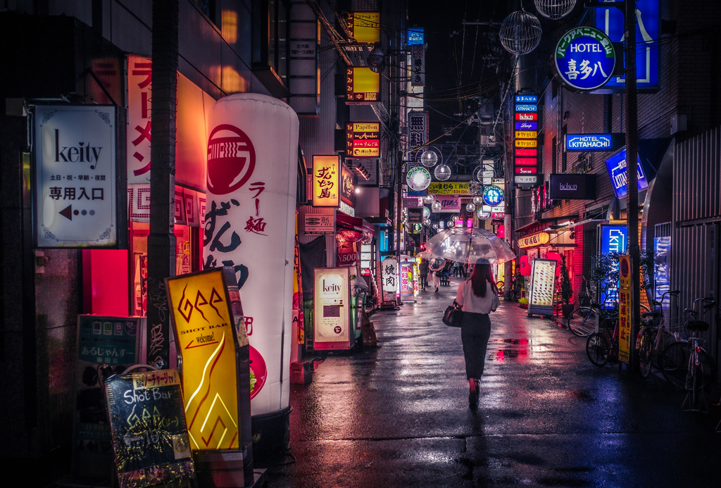 路地裏　６１