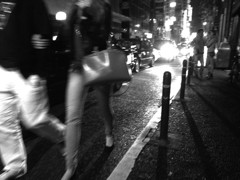 monochrome city 18