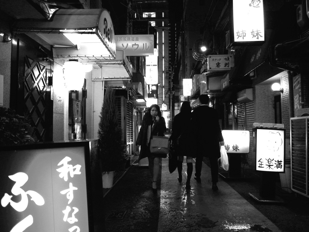 路地裏　