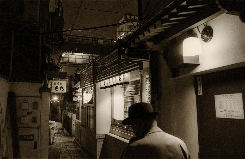 路地裏　４２