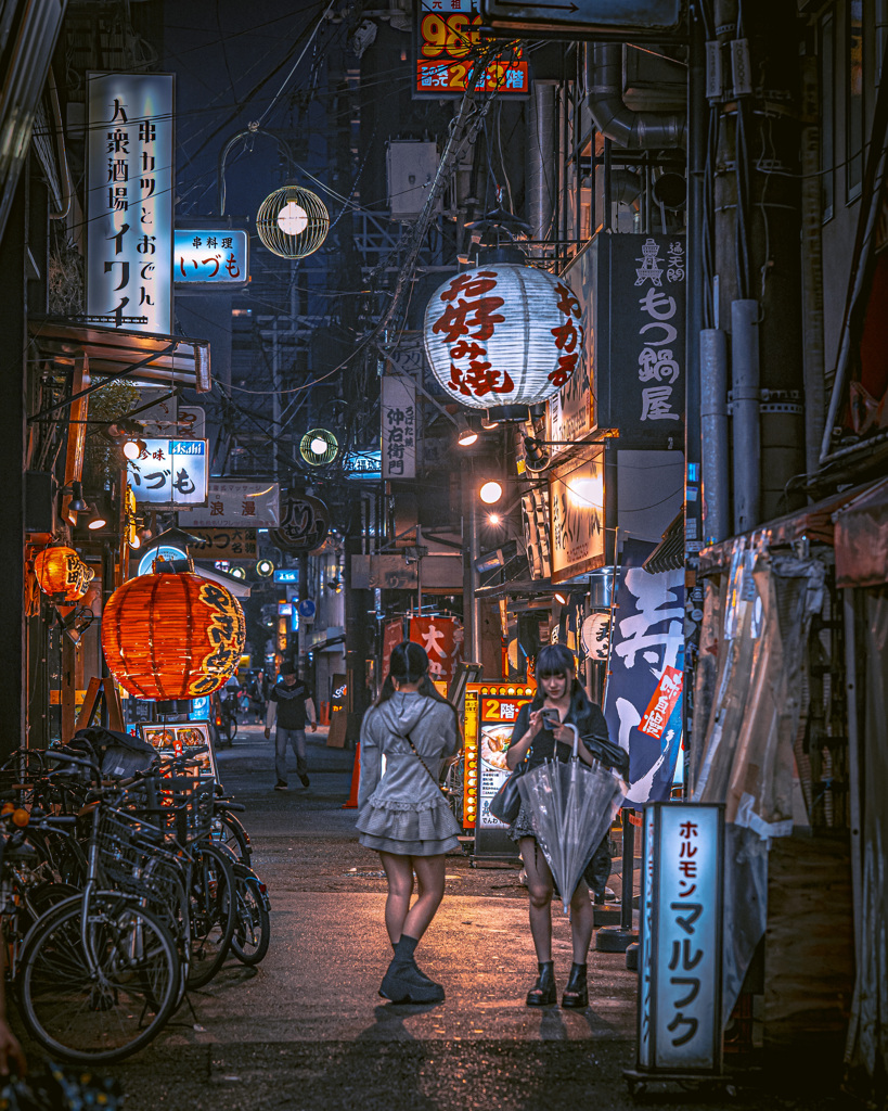 路地裏　１５６