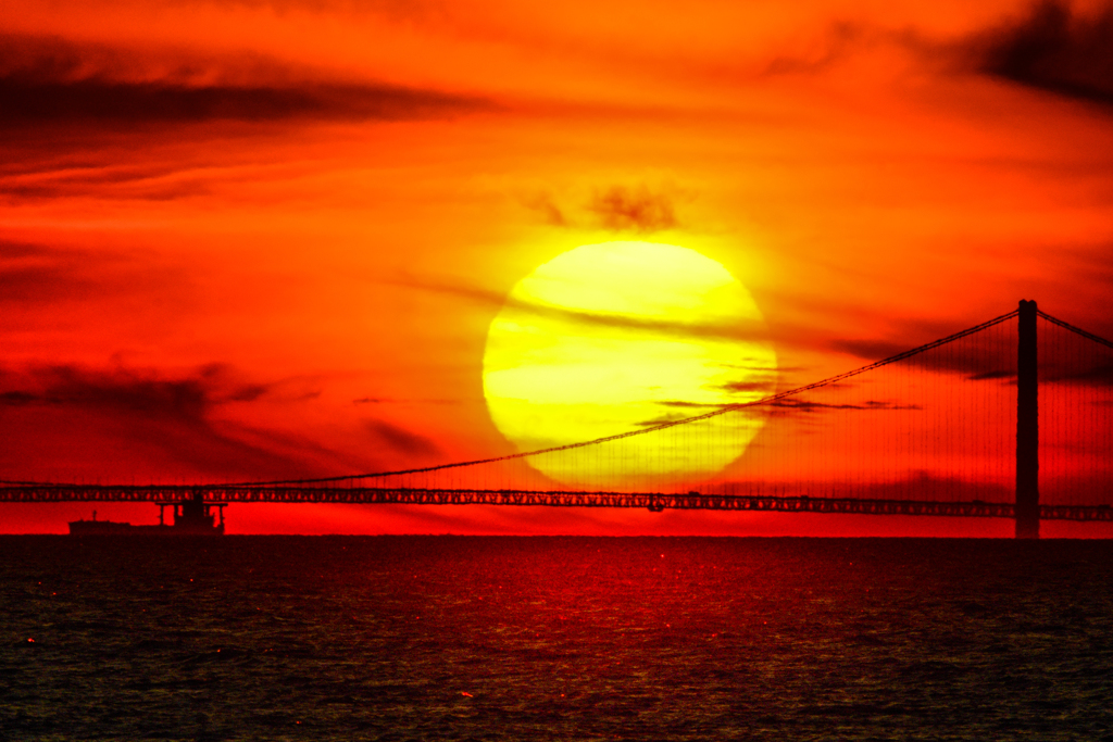 夕陽の大橋
