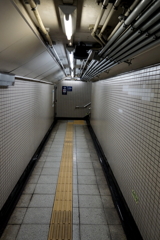 地下鉄銀座線の通路