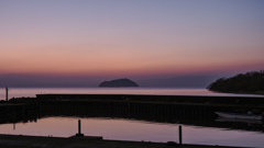 島影、日暮れの余韻