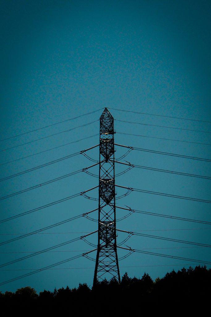 空を裂く線 by ともさんさん (ID:13495974) - 写真共有サイト:PHOTOHITO