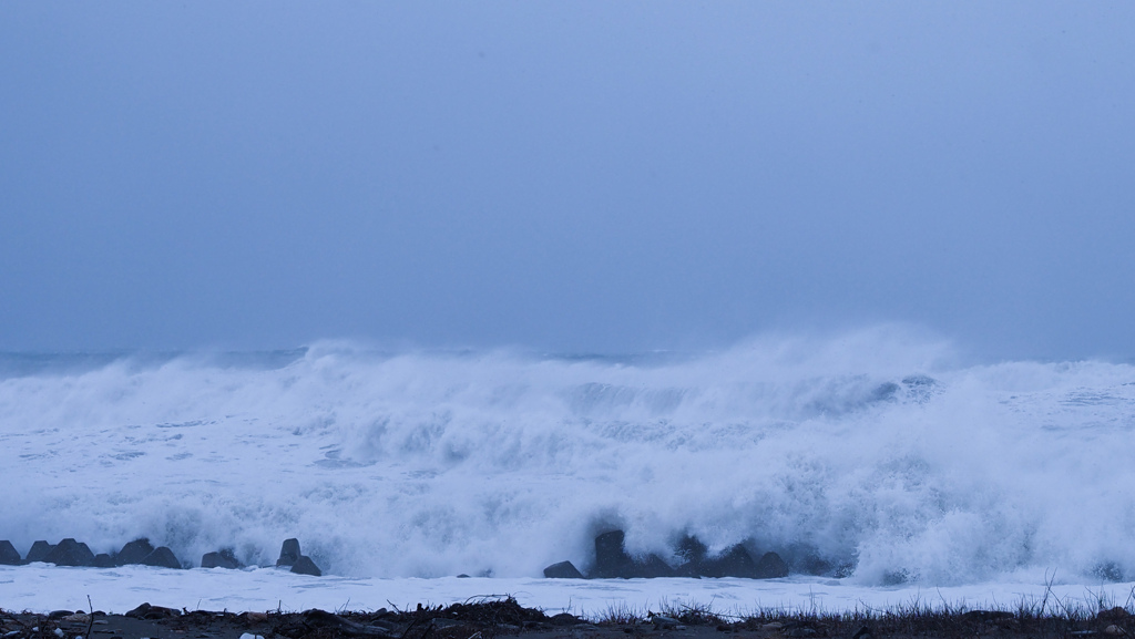 鉛空と怒涛
