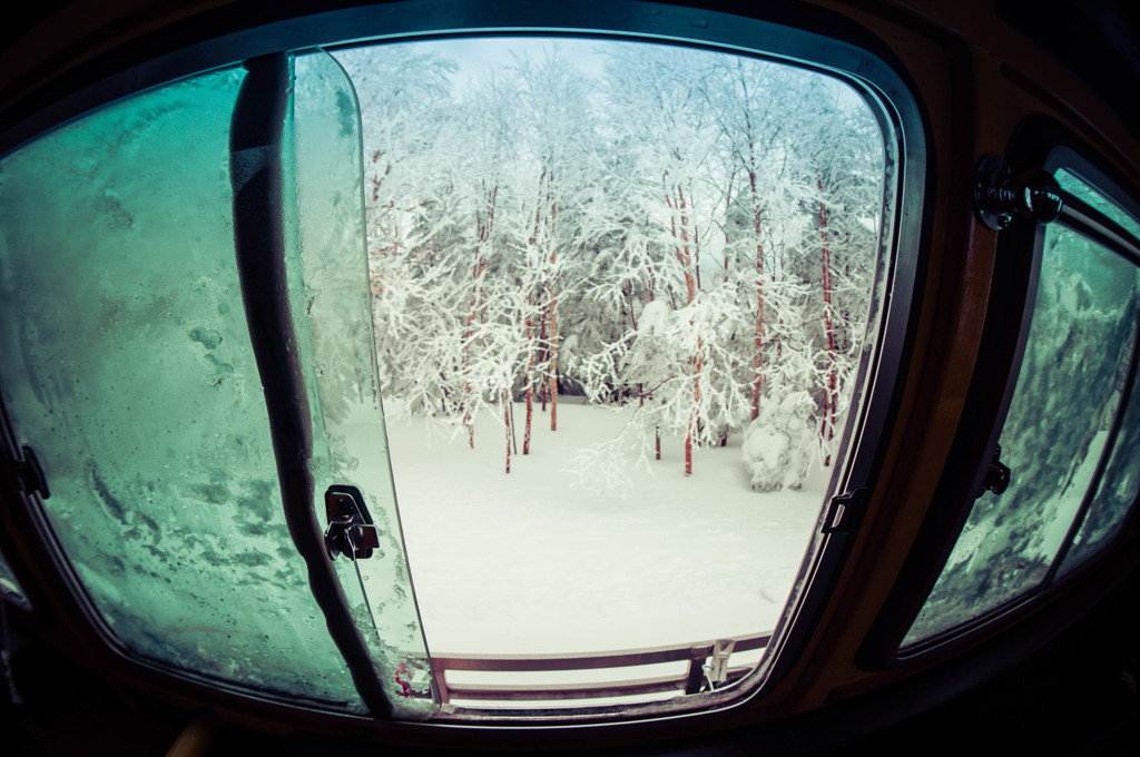前略、雪上車の中から