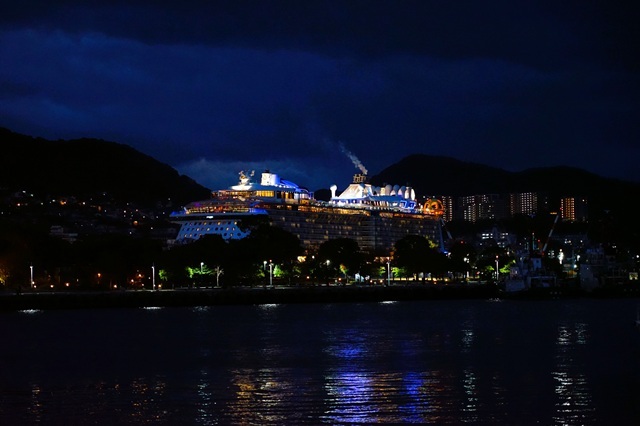 ライトアップ スペクトラムオブザシーズ 