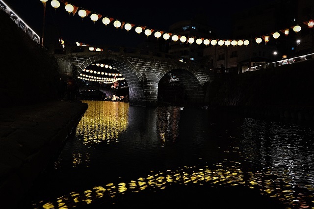 ランタンと眼鏡橋