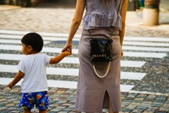 CHANEL母と子