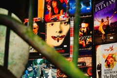 ポスターの中の住人