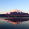 夜明けの富士山