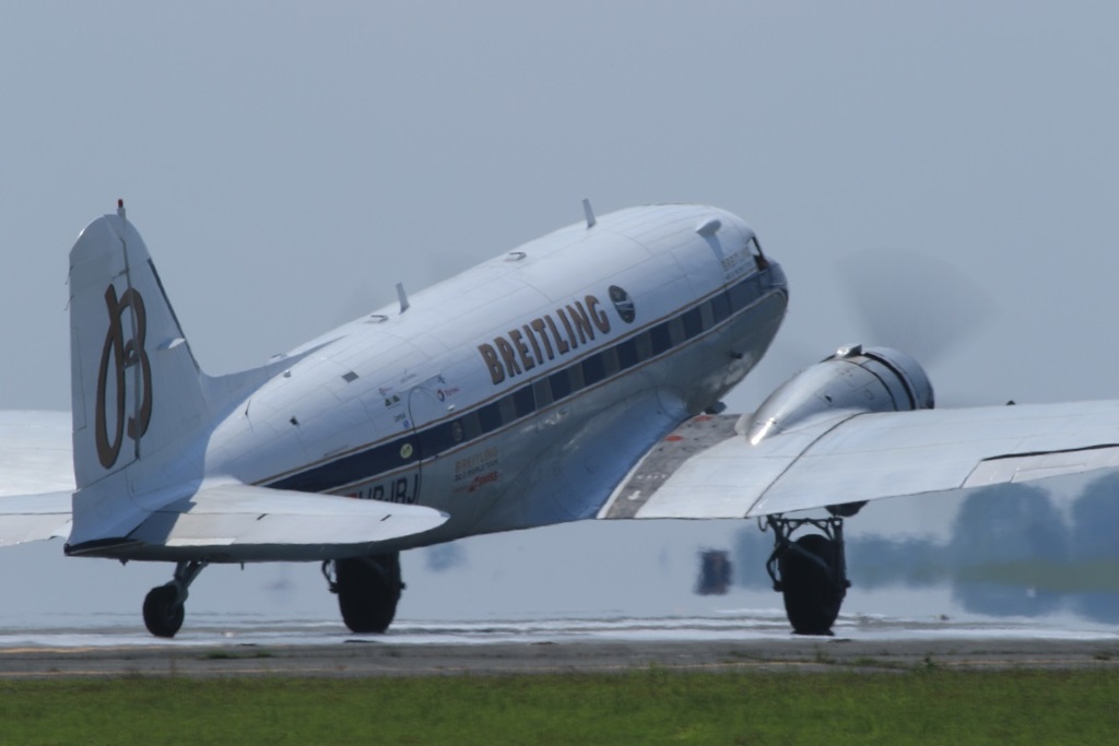 ＤＣ-３ブライトリング   阿蘇熊本空港(３)