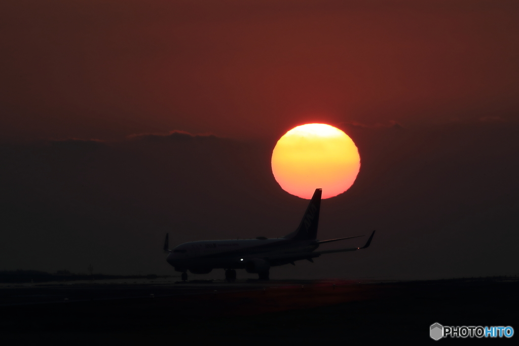 夕日と飛行機(その2)