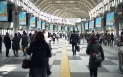 品川駅の中で