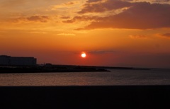 港の夕日