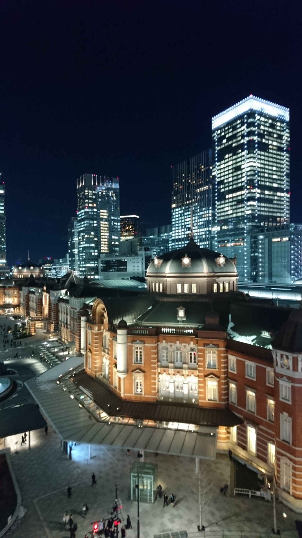 KITTEから見た東京駅