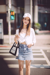 L1360330