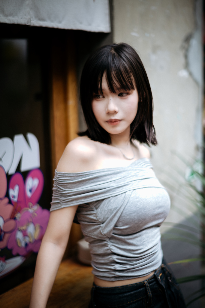 L1350853