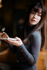 L1350806