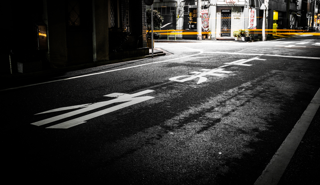 とまれない...