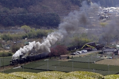 C11190・C5644の重連が抜里に