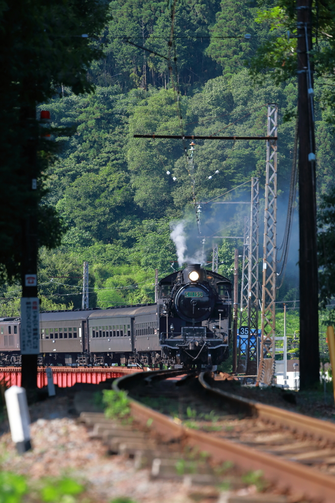 C11190が第一橋梁に