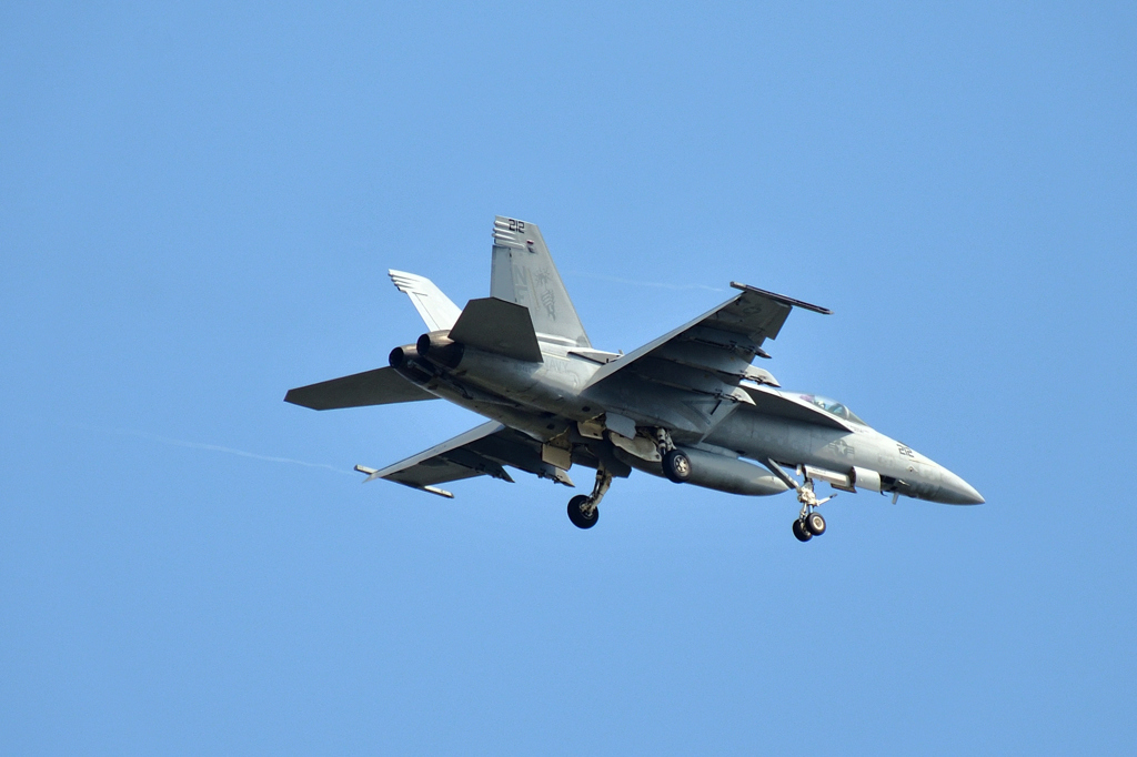 F/A-18_212